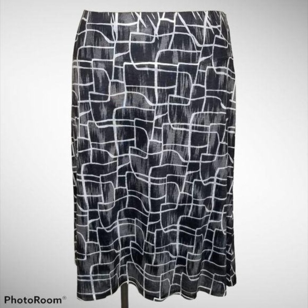 Nally & Millie print skirt